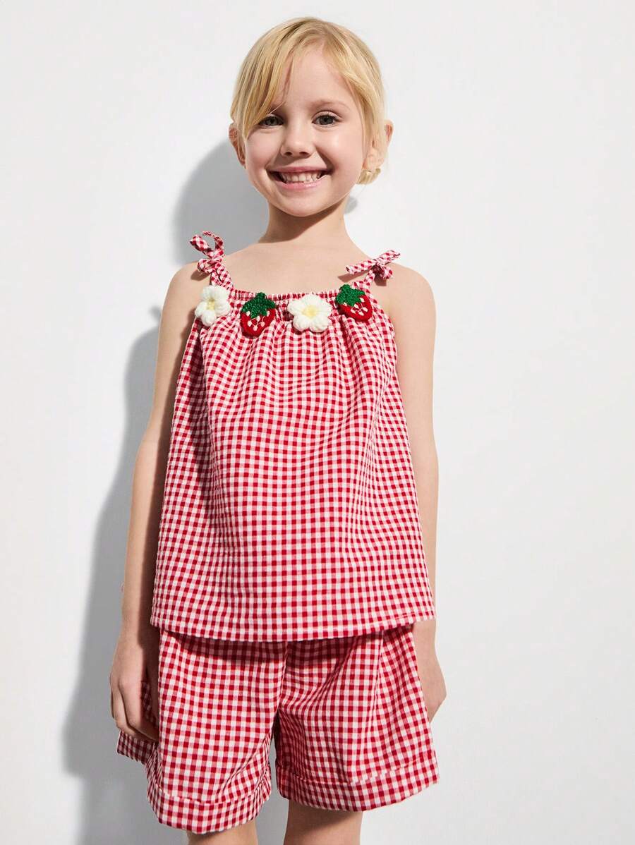 SHEIN Young Girl Strawberry Bowknot Strap Top And Shorts Set - Multicolor - View 1