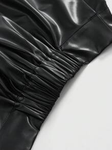 ROMWE Gothic Mysterious Black Classic PU Zipper Front Moon Pendant Waist Flare Skirt For Women, Streetwear, Summer Beach Rave Festival