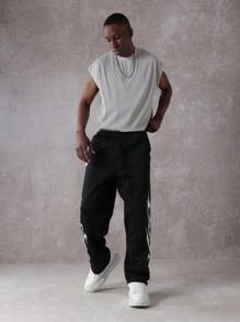 SUMWON Athletic Sweatpants Gothic Script Streetwear Loungewear Joggers Urban Style Workout Training Pants Casual Comfortable Athletic Bottom With Side Pockets