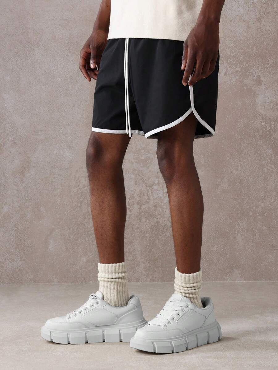 SUMWON 运动性能跑步短裤基本训练健身健身房篮球短裤带撞色滚边细节吸湿排汗运动短裤适合锻炼运动 - 黑色 - 查看 1