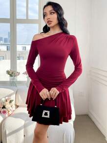 Modelyn Women's Elegant Burgundy Ruched Asymmetric Shoulder Peplum Hem Short Sheath Dress - Burgundy - View 3