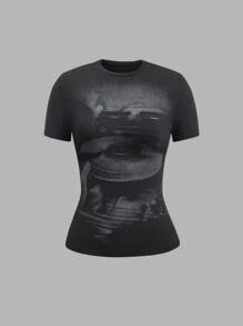 Chiquease Camiseta gráfica con estampado de personajes y letras para mujer