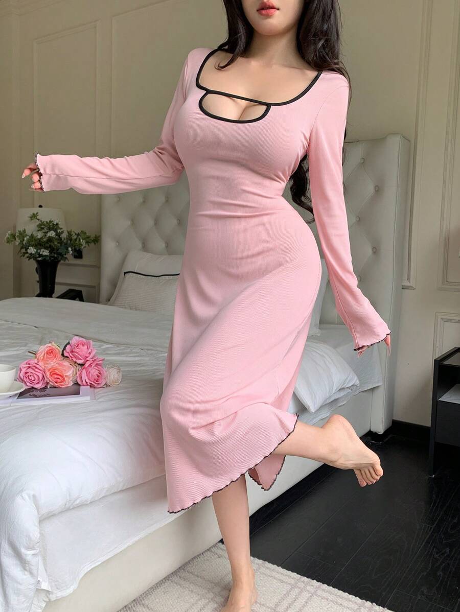 女士休闲镂空方领连衣裙，舒适保暖，秋冬必备 - 彩色 - 查看 1