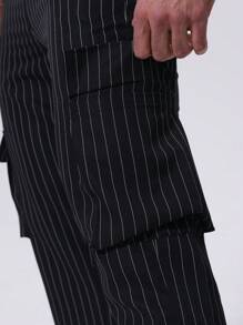 Manfinity Homme Pantalones casuales para hombres con bolsillos con parches a rayas y pierna recta, pantalones de diseñador para hombres - Negro - Ver 7