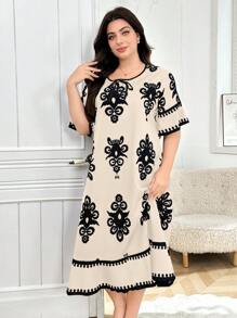 Plus Size Print Loose Fit Short Sleeve Nightgown, Moo Moo Sleep Dress - Multicolor - View 4