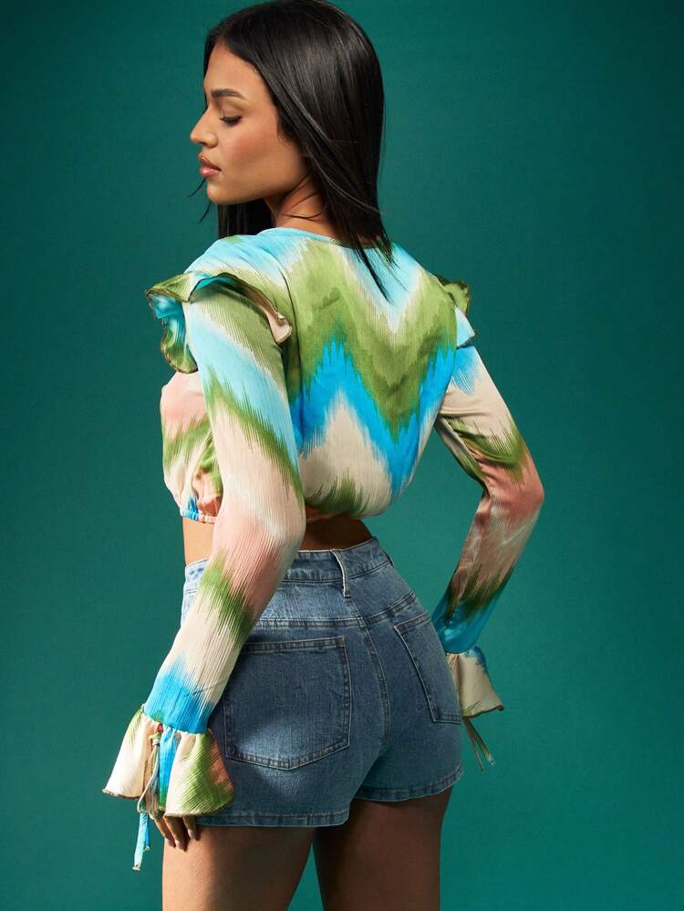 MISSGUIDED Watercolor Print Long Sleeve Blouse Tie Front Crop Top Ruffle Sleeve Summer Festival Beach Party Casual Holiday Boho Chic Spring Fashion