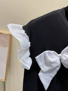 SHEIN Teen Girls Bowknot Cap Sleeve Cute Casual Holiday T-Shirt, Contrast Color Loose Tee - Black and White - View 4