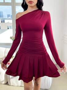 Modelyn Women's Elegant Burgundy Ruched Asymmetric Shoulder Peplum Hem Short Sheath Dress - Burgundy - View 5