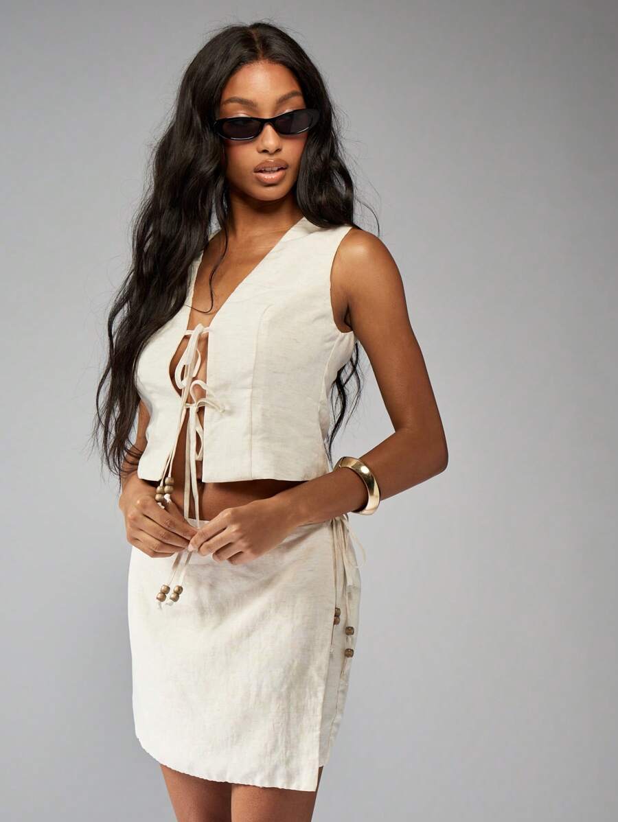 MISSGUIDED Set estivo in due pezzi in lino con perline, top corto smanicato con lacci e dettagli di bottoni, gonna midi, abbigliamento da spiaggia, resort, festival