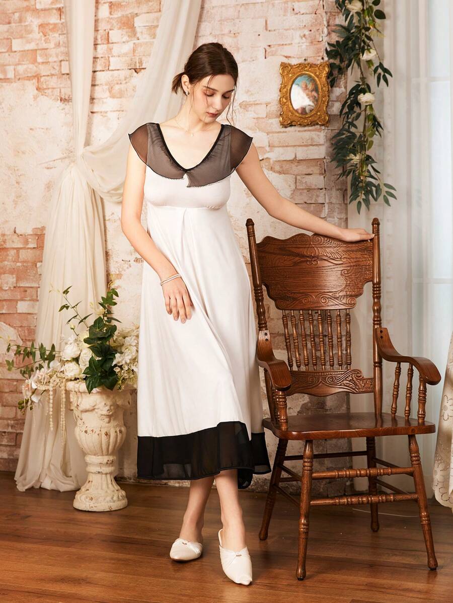 Côtesoire V 领女士网眼拼布优雅睡袍 - 白色 - 查看 1