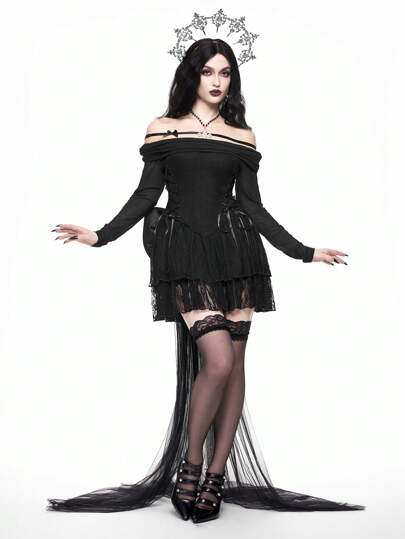Goth Vestido corto súper sexy con hombros descubiertos, encaje de contraste y cordones laterales