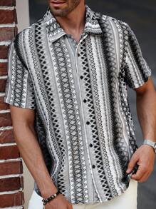 Manfinity RSRT Men's Casual Daily Wear, Perfect For Seaside Vacations, Featuring An INS-Style Bohemian Multicolor Vertical Striped Crochet-Knit Textured Jacquard Short-Sleeve Casual Vacation Shirt. It Has Button Detailing, Making It Suitable For Hawaiian Beach Getaways, Music Festivals, And Everyday Wear. This Shirt Also Makes A Great Gift For Boyfriends Or Husbands. Men's Multi-Color Striped Textured Fabric Short Sleeve Shirt , Summer Shirts For Men , Casual Shirts For Men , Vintage Shirts For Men
