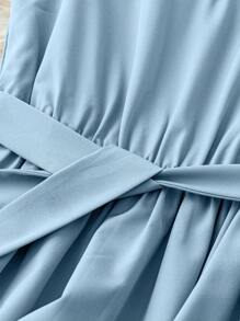 DreamSkyne Romantic Date  Plus Size Women V-Neck Sleeveless Solid Color Button Front Dress - Blue - View 5