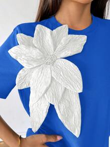 SHEIN Privé Camiseta feminina com estampa floral 3D azul manga curta - Azul Real - Ver 7