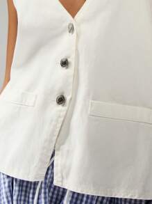 MISSGUIDED Designer Halter Neck Waistcoat Button-Front Summer Vest Top Sleeveless Professional Office Wear Modern Business Casual Blazer Style - White - View 3