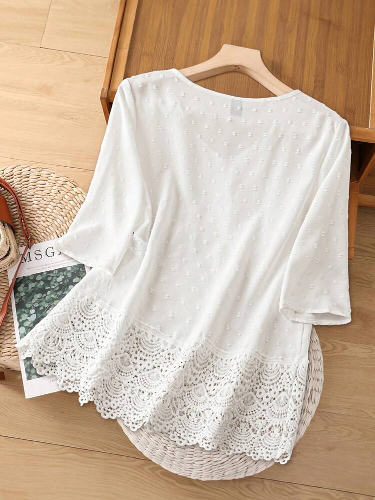 Women's Solid Color V-Neck 3/4 Sleeve Lace Hem Casual Blouse