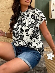 SHEIN Clasi Plus Size Casual Vacation Style Plant Print Petal Sleeve Blouse - Multicolor - View 3