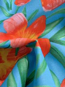 Swim Mod Zomerstrand, halter triangel bikinitop met willekeurige bloemen en metallic decoratie
