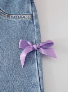 SHEIN Sparklyn Conjunto casual de 2 piezas para niñas preadolescentes con camiseta con lazo y jeans de mezclilla, para uso diario y de viaje - Morado - Ver 5