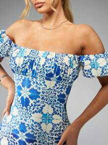 MISSGUIDED 露肩瓷印花泡芙袖Midaxi连衣裙夏季地中海蓝白图案Bodycon花园派对婚礼客人茶长高时尚