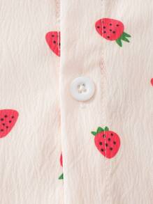 SHEIN 2pcs Strawberry Buttons Girls Pajama Set, Shirt & Shorts, Cute/Vintage/Playful, Casual Basics, Suitable For Any Occasion, Spring/Summer, Loose Short Sleeve Shirt And Shorts Sleepwear Set, Top And Bottom - Multicolor - View 7
