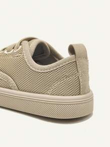 Cozy Pixies 1 双男童卡其色网眼平底休闲舒适透气运动鞋，适合日常锻炼，四季皆宜