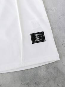 SHEIN 2 件套男童图案字母印花休闲短裤套装，适合日常和运动穿着 - 白色 - 查看 7