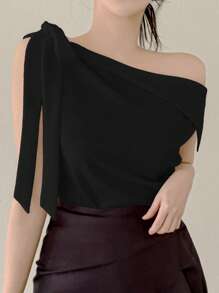 DAZY Women's Oblique Collar Cold-Shoulder Tied Bow Elegant Casual Urban Casual Short Sleeve T-Shirt