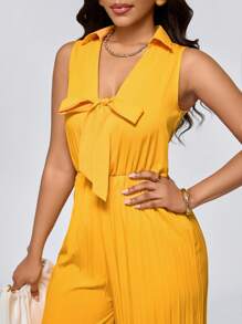 Lyxana Elegant Commuter Solid Color Bowknot Waist Pleated Jumpsuit