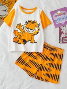 GARFIELD X SHEIN Young Boy 2pcs/Set Cute Cartoon Print T-Shirt And Allover Print Shorts Pajama Set, Suitable For Spring And Summer