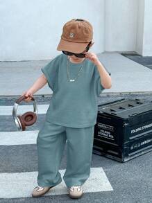 SHEIN Leap Crew 2pcs Kids Young Boys Casual Japanese And Korean Loose Casual Apricot Knit Floral Yarn Pit Stripe Loose T-Shirt Pants Two Pieces Set, Suitable For School, Sports, Vacation, Home And Outdoor, Suitable For Spring And Summer Seasons - Dusty Blue - View 8