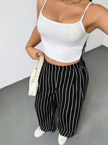 SHEIN Essnce 大码女装春夏时尚休闲宽松舒适清爽基础款日常弹力腰黑白条纹阔腿裤，复古富贵风女装，女士下装，女士办公裤，宽松裤，夏季女装，工作裤，办公室，简约风格 - 黑與白 - 查看 5