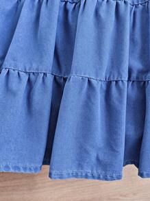 TWEEN GIRL 休闲度假 BOHO 都市休闲度假连衣裙，圆领，系带。后背纽扣式泪珠开合，带弹性细节。分层细节。 - 淺色水洗藍 - 查看 4