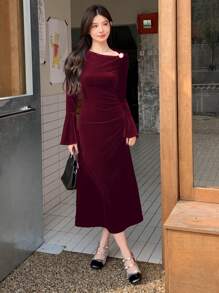 DAZY Rochie midi romantică de Ziua Îndrăgostiților, cu mâneci evazate, croială slim, pentru femei, elegantă de primăvară, rochie de toamnă, rochie cu mânecă lungă, rochii roșii de Crăciun pentru femei - Burgundia - Vizualizare 2