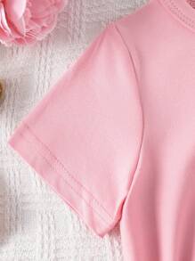 SHEIN Playful Pals Baby Girl Minimalist Fashion Letter & Heart Print Short Sleeve Top, Summer - Pink - View 6