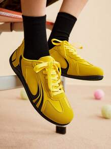 CUCCOO EASI Women's Fashionable Sports Shoes - Minimalist & Practical Multi-Function Tainers