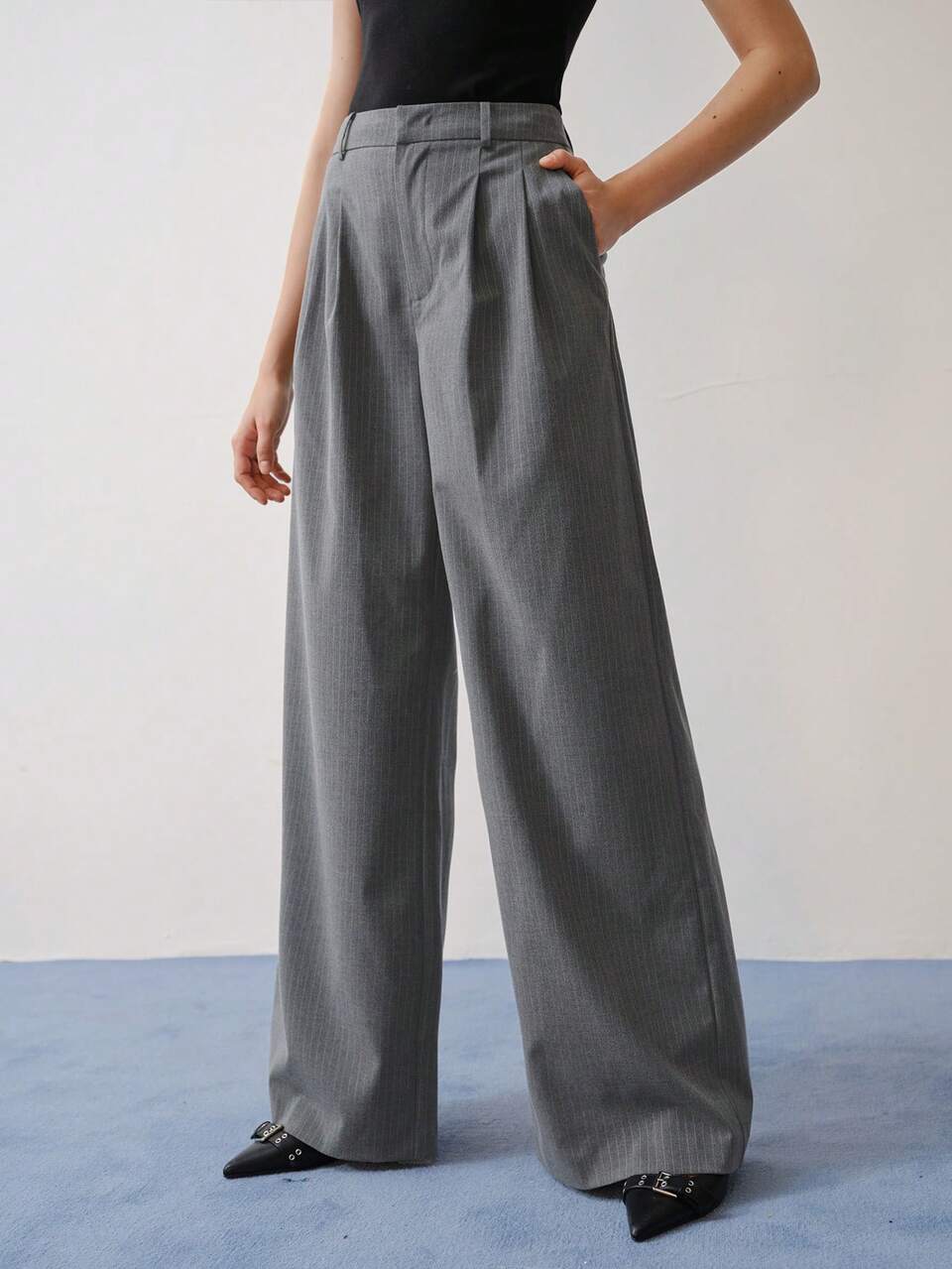 MOTF STUDIO FOLD PLEATED SLANT POCKET PANTS