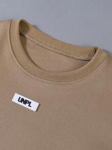 SHEIN 2025 夏季男童套装 SHINE 青少年春夏两件套男孩宽松落肩圆领短袖T恤和直筒长裤套装 | OEKO-TEX® | 上学和旅行 - 卡其色 - 查看 4