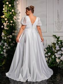 Glamrae Plus Size Elegant & Romantic V-Neck Puff Sleeve Sequins Mesh Patchwork A-Line Wedding Dress, Bride - White - View 3