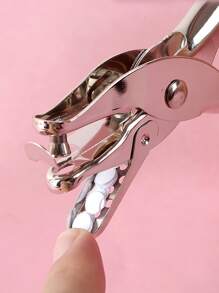 1 件装学校办公金属单孔打孔器手动打孔器用于剪贴簿边框剪贴簿返校、返校、学校用品