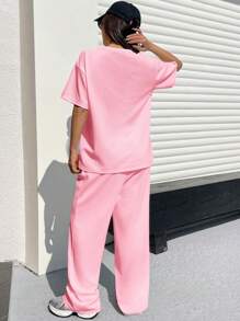SHEIN EZwear Bộ quần áo thun rộng rãi thoải mái có họa tiết dành cho nữ - Hồng - Xem 2
