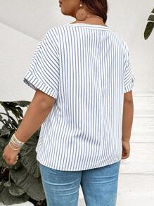 SHEIN LUNE Plus Size Women's Blue And White Striped Half-Open Collar Shirt,Minimalist Fashionable Smart Casual Office Top,Summer Western Wear Easter Spring - Multicolor - View 2