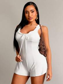 SHEIN SXY Frühling/Sommer Valentinstag Kleidung Eleganz Hochzeitsgast Alte Geld-BOHO Urlaub Weiß Hoch-Stretch Strick Quadratischer Ausschnitt Ärmellos mit Volant-Saum A-Linie Kurzer Slim Fit Romper