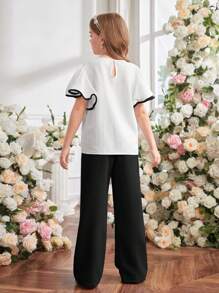 SHEIN Girls Lace Splice Sleeve Bow Textured Bubble Fabric Straight Pants 2pcs Set, Commuter Outfit - Black - View 2