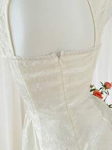 Sweetra 杏色精致 A 字型收腰性感迷你连衣裙，彰显精致简约的法式美学 - 杏色 - 查看 5