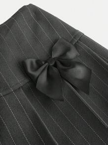 Girlism TEENGIRL Dark Gray Striped Collegiate Commuting Style Woven Low-Waist Mini Skirt, Bow Decor Mini Skirt - Grey - View 3