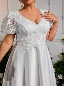 Glamrae Plus Size Elegant & Romantic V-Neck Puff Sleeve Sequins Mesh Patchwork A-Line Wedding Dress, Bride - White - View 4