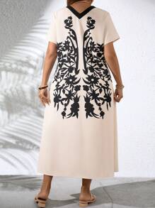 EMERY ROSE 大码女式 V 领短袖拼布卡其色块印花连衣裙，适合休闲度假