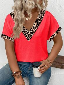 SHEIN Women's Casual Overlapped V-Neck Short Sleeve Turnback Cuff, Rounded Hem Leopard Print Plus Size T-Shirt - Orange - View 4