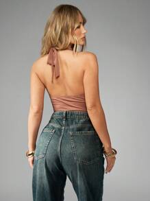 MISSGUIDED Body sin mangas de cuello halter con atadura en la espalda, ajustado, básico para capas, esencial casual de uso diario, escote pronunciado, ajuste ceñido, cierre a presión, para primavera y verano